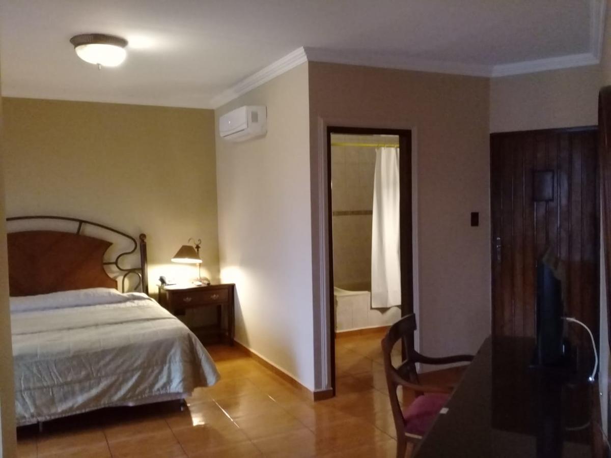Hotel Puerta Del Rey Santa Cruz de La Sierra Zewnętrze zdjęcie